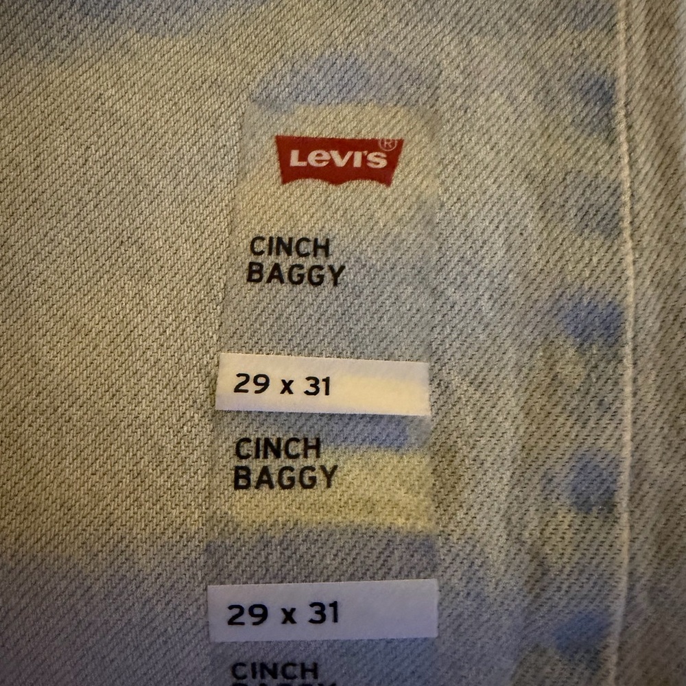 LEVI’S NWT HIGH WAISTED CINCH BAGGY Jeans in Light Blue - Picture 2 of 6